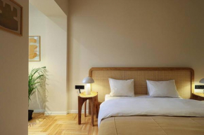 Newly Designed 2BR Apartment In Center-By Wehost